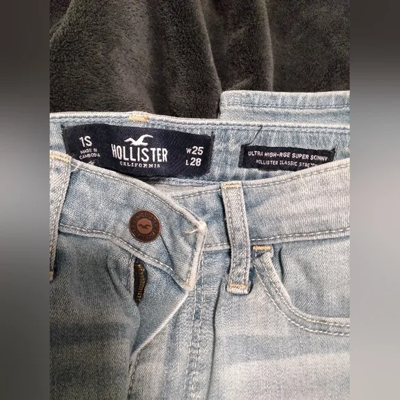 Hollister pant - Picture 2 of 2